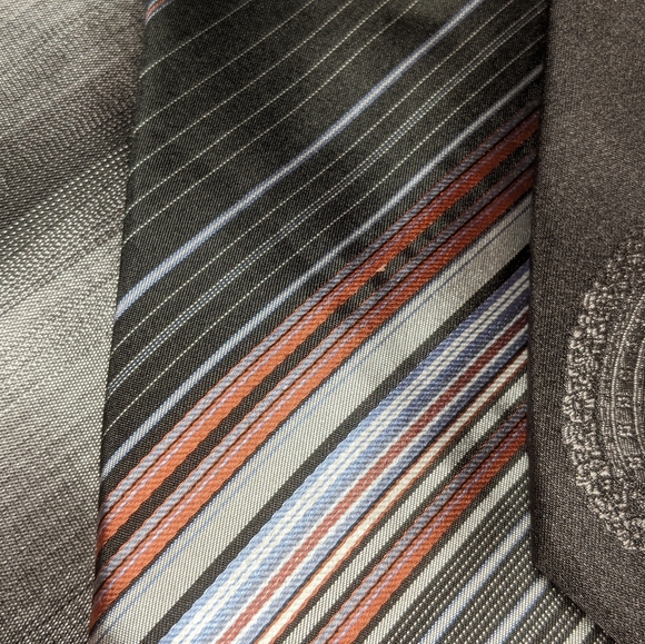 2/$65 Designer ties! Kenzo, Paul Smith etc. - Picture 7 of 7